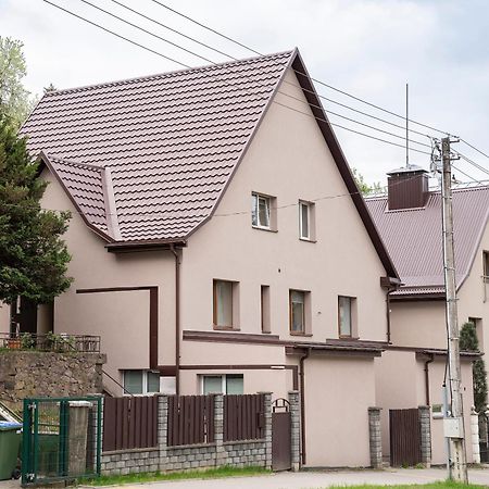 Groundfloor Apartment On The Green Hill Kaunas Exteriör bild