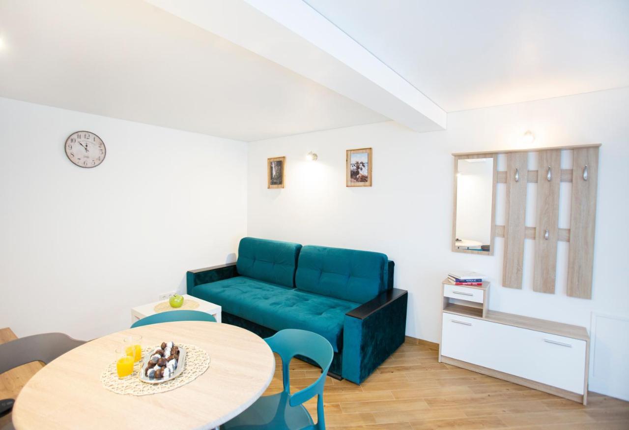 Groundfloor Apartment On The Green Hill Kaunas Exteriör bild