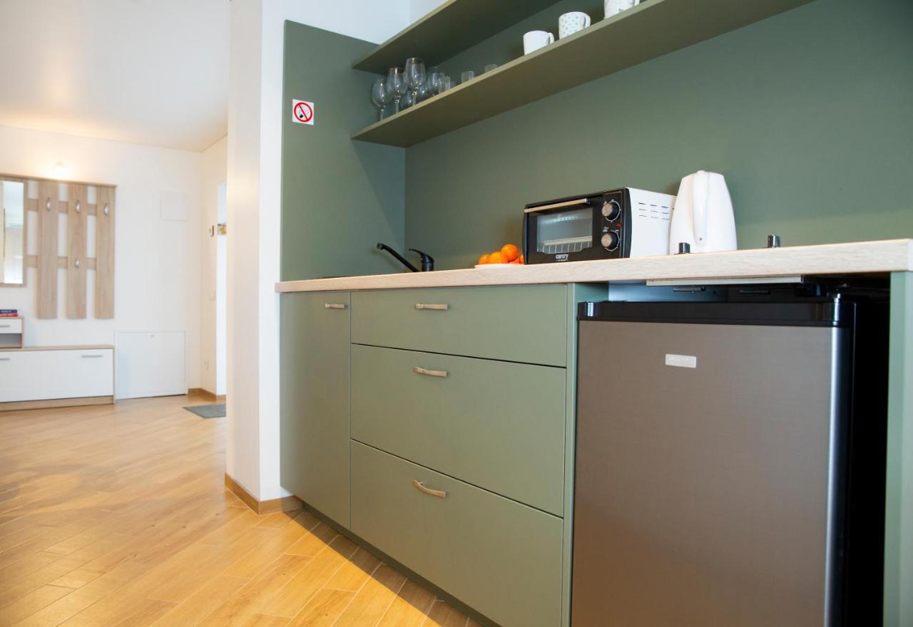 Groundfloor Apartment On The Green Hill Kaunas Exteriör bild